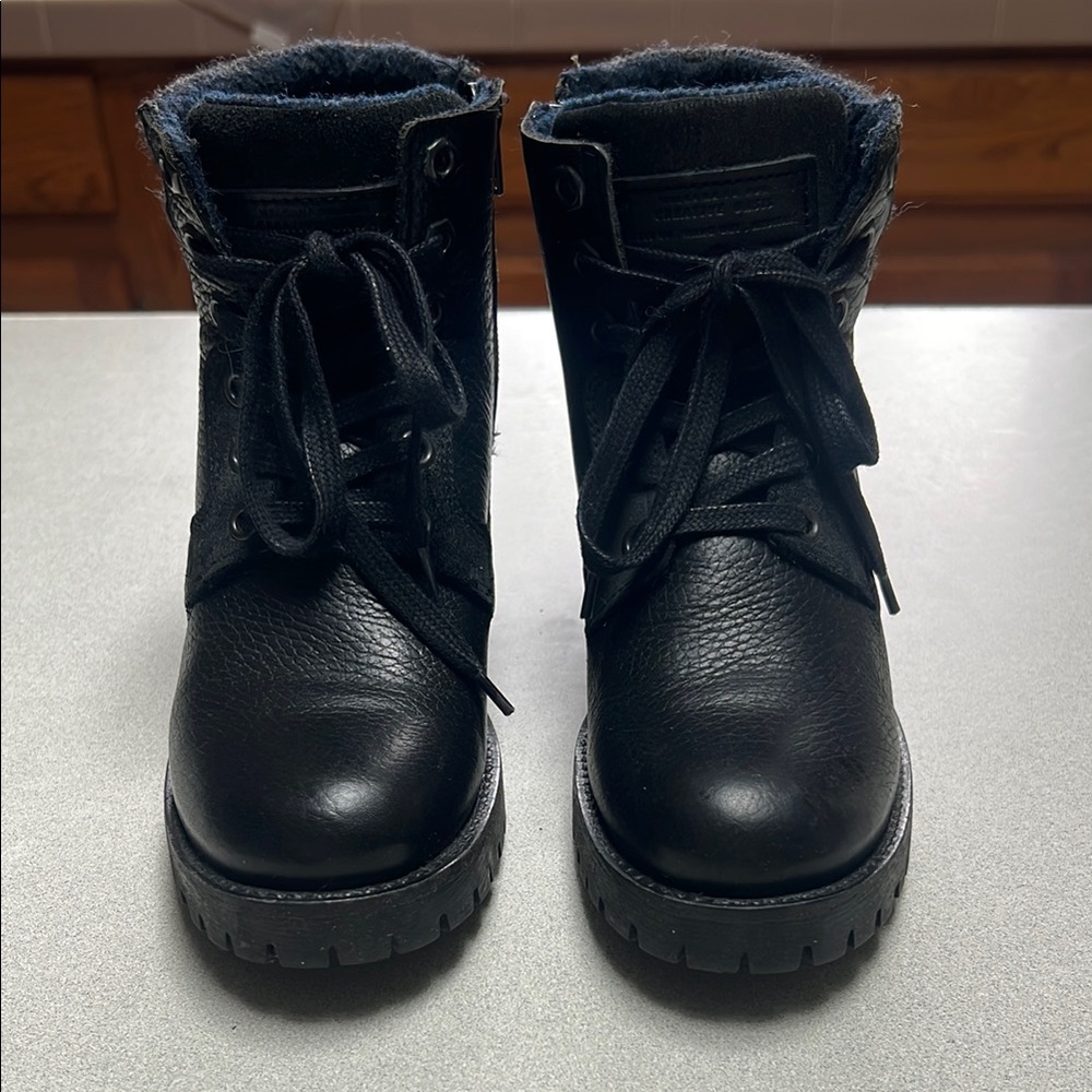 Bull Boxer Black Women's Lace-Up Ankle Boots